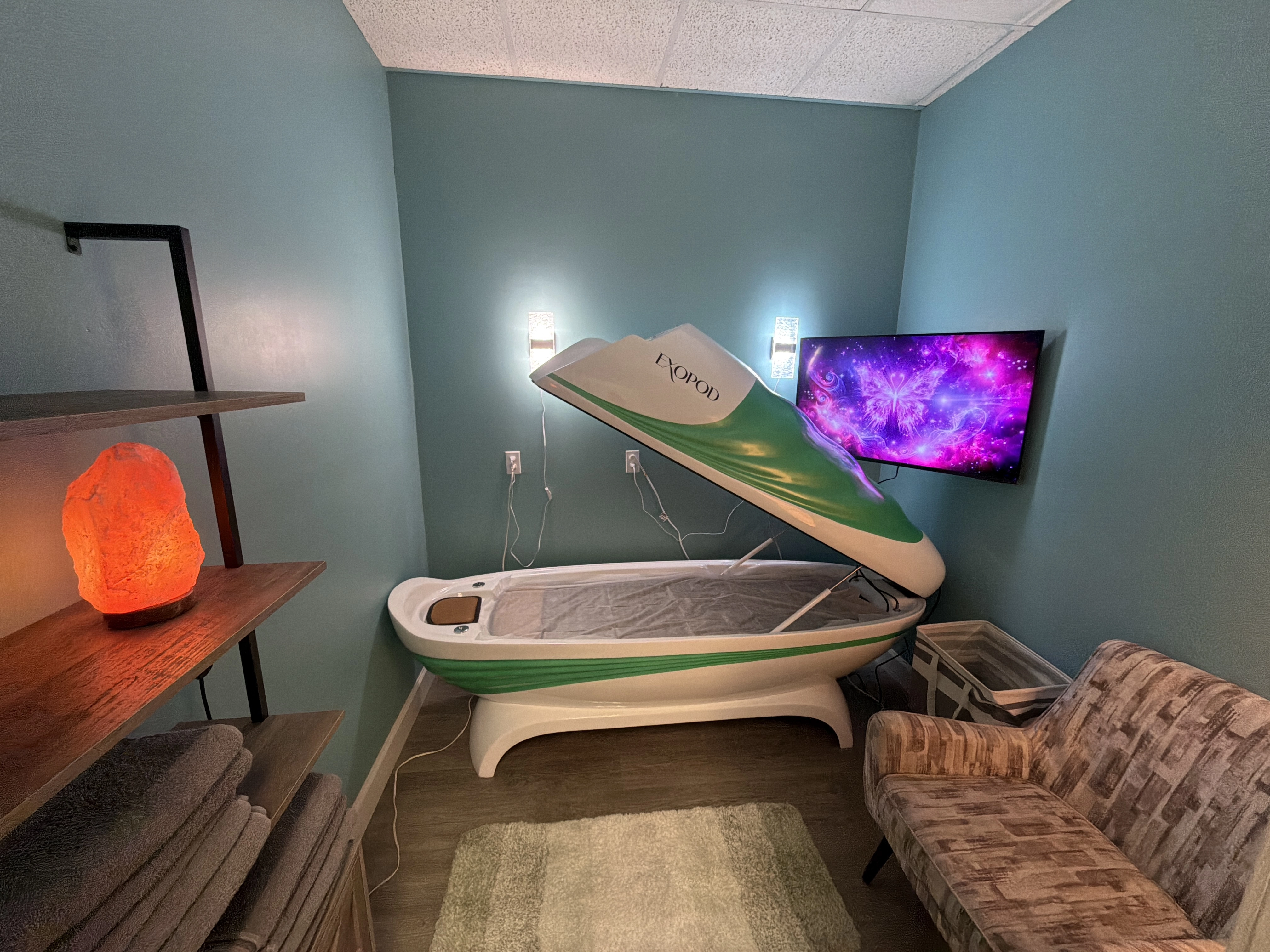 ExoPod 10-in-1 cellular recovery pod - interior view
